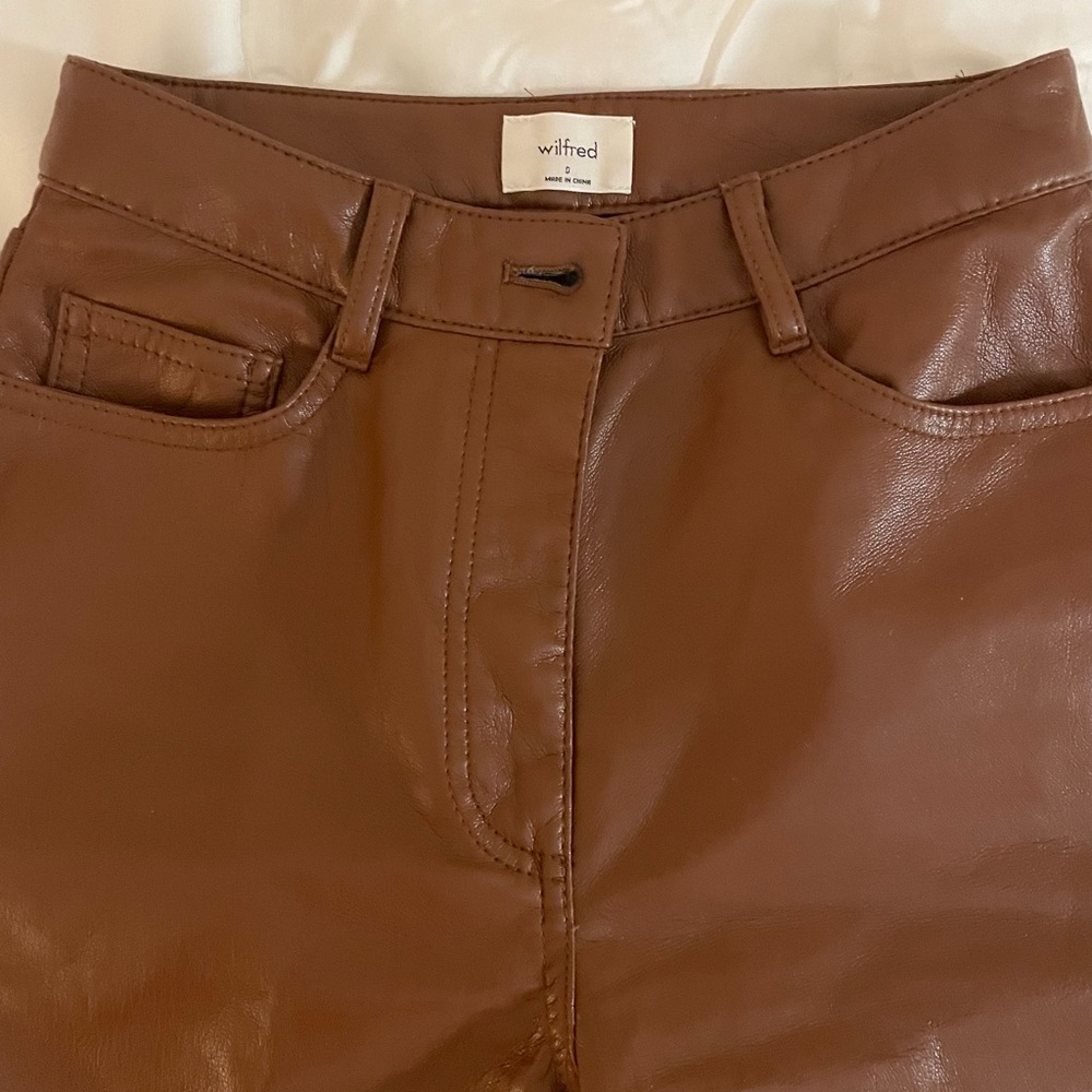 Aritzia Melina Pant in excellent condition